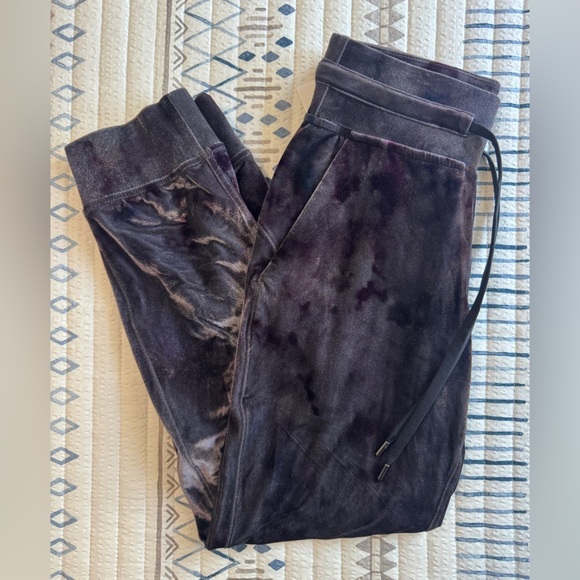 Lululemon Ready to Crush High-Rise Jogger Crop in Interstellar Dark Grey Multi - Picture 2 of 6